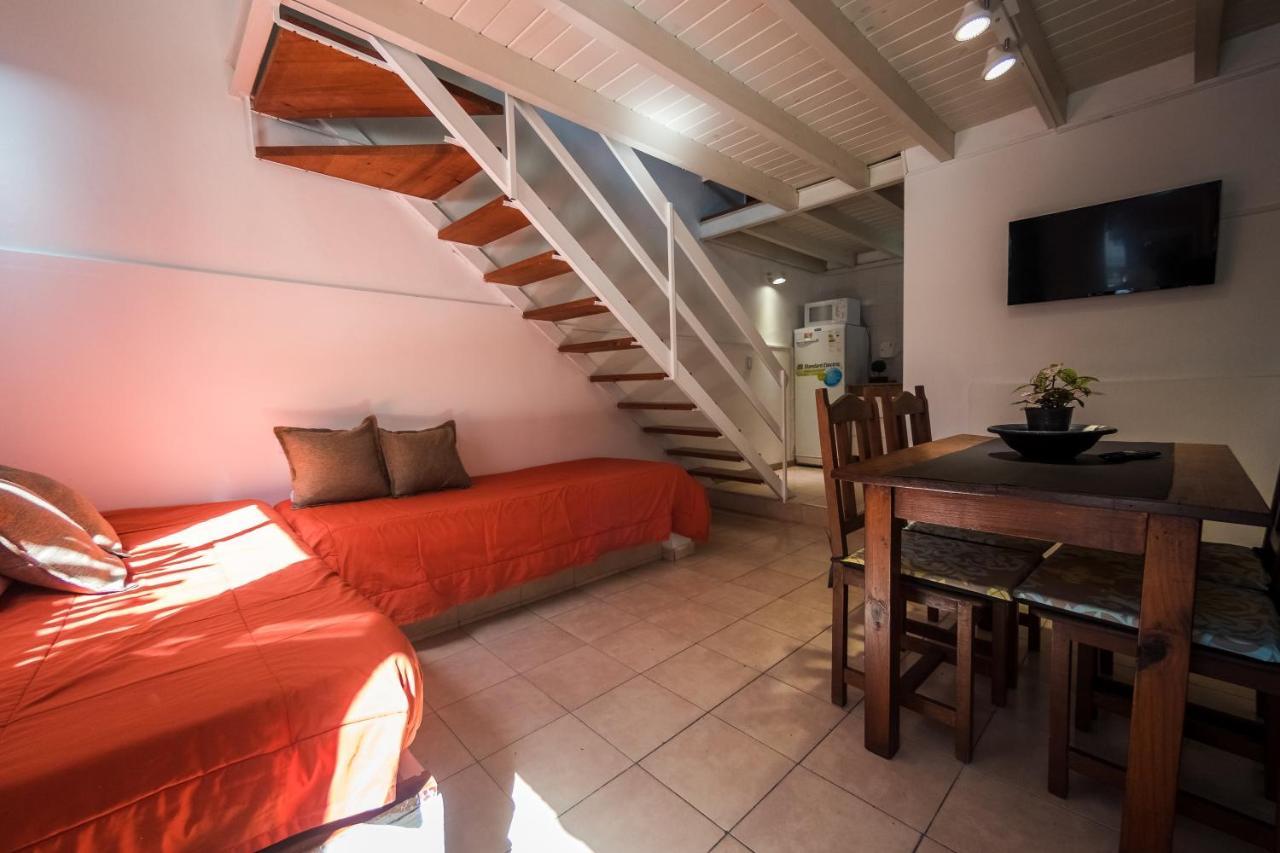 Costalago Suites- By Hvh Villa Carlos Paz Exterior foto